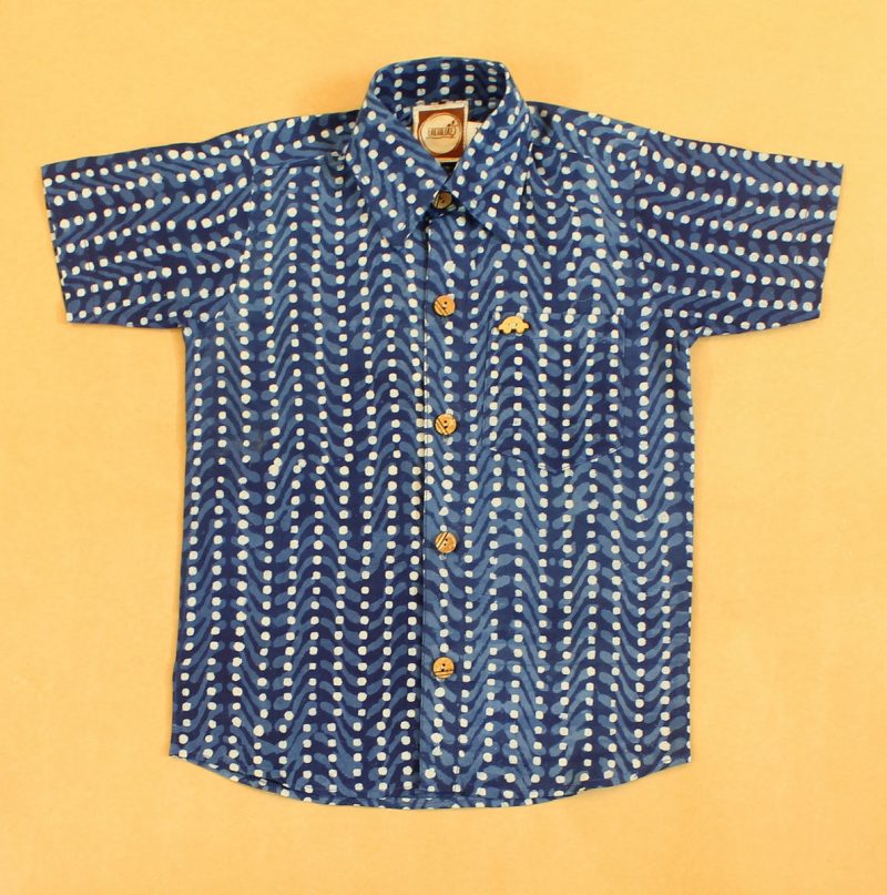 BSH15 White Dots Indigo shirt front 01