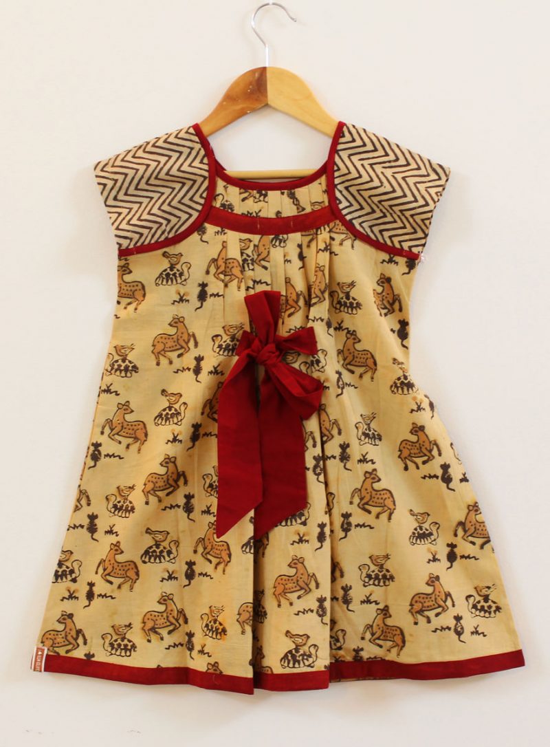 GDR02 Deer dress back 02